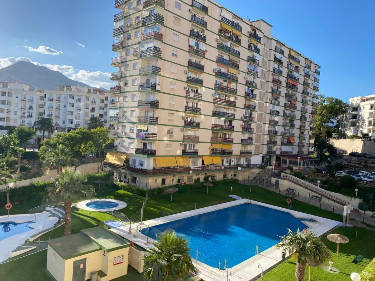 Apartamentos Naciones Playa, La Paloma Benalmadena Exterior photo