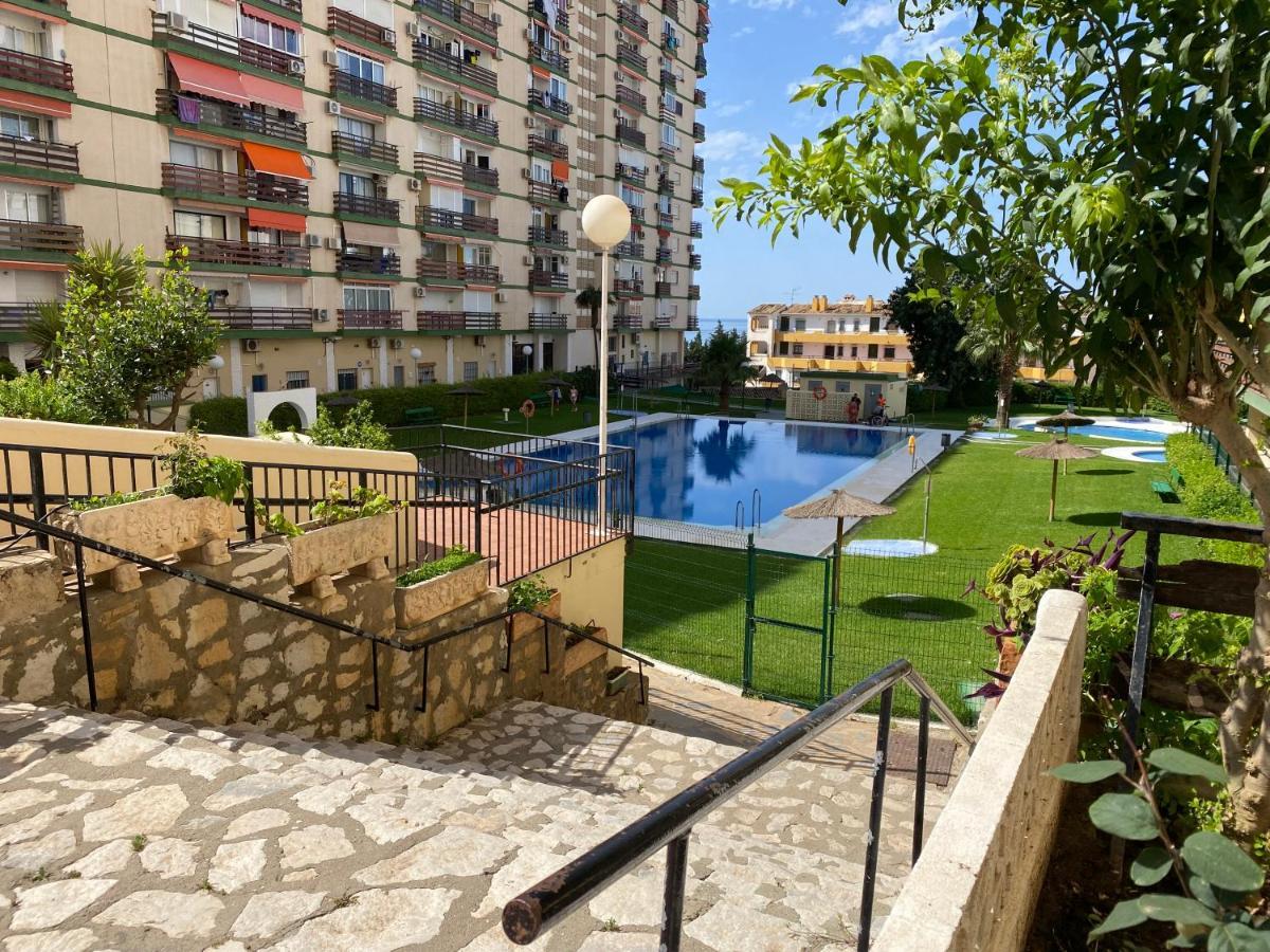 Apartamentos Naciones Playa, La Paloma Benalmadena Exterior photo